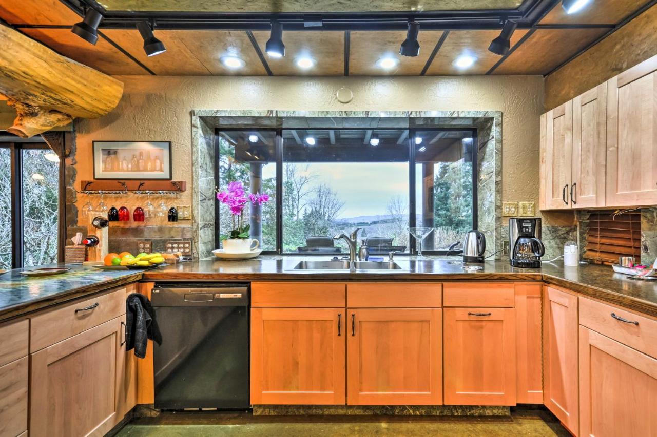 Willamette Valley Apt - Surrounded By Wineries! Newberg Exterior photo